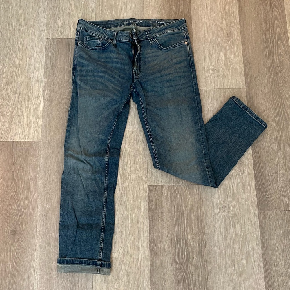Mid Rise Size 8 Calvin Klein Jeans